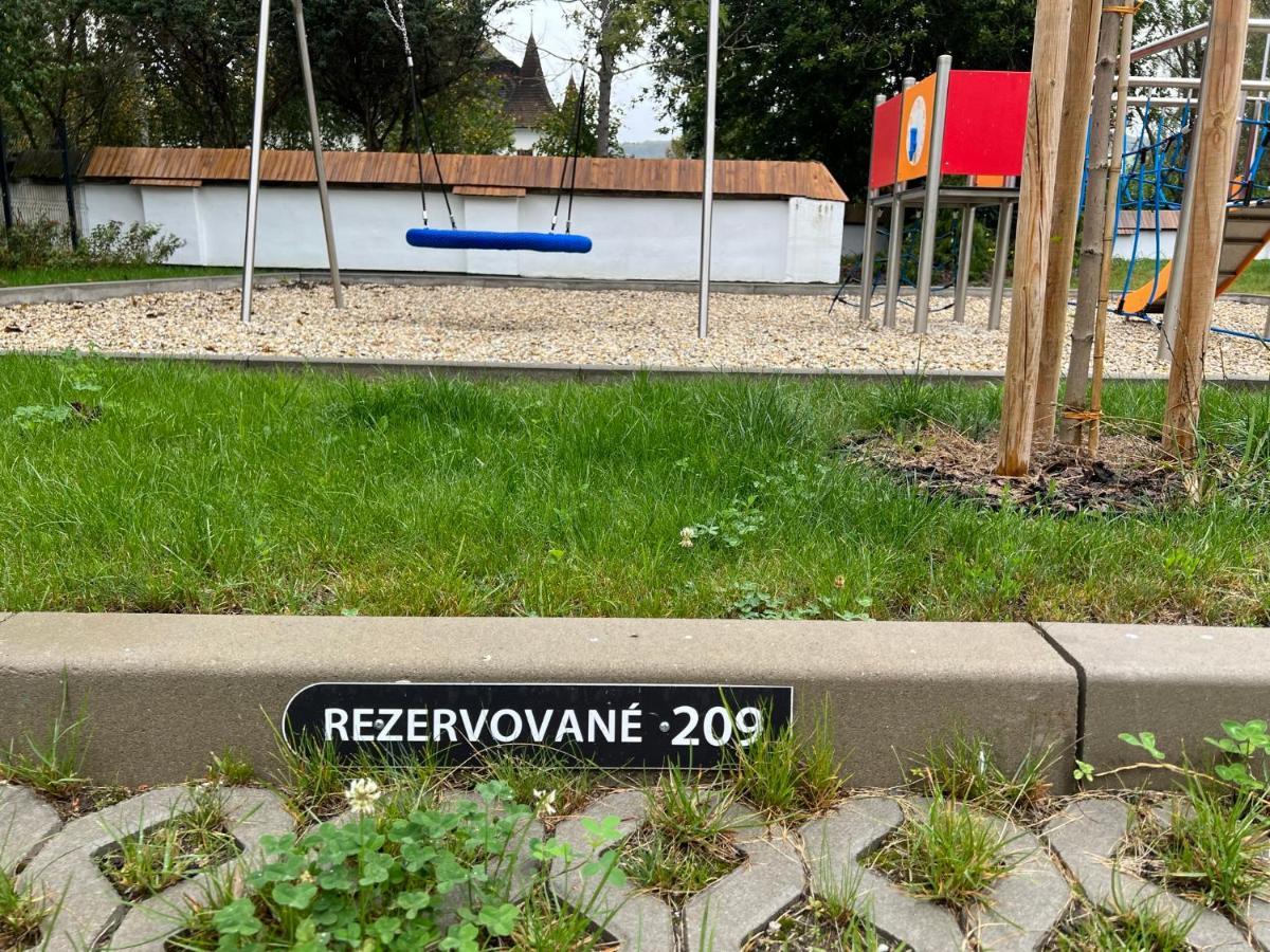 Apartment Timo Besen 209 Bešeňová 外观 照片